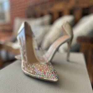 INC KATEY VINYL PUMPS